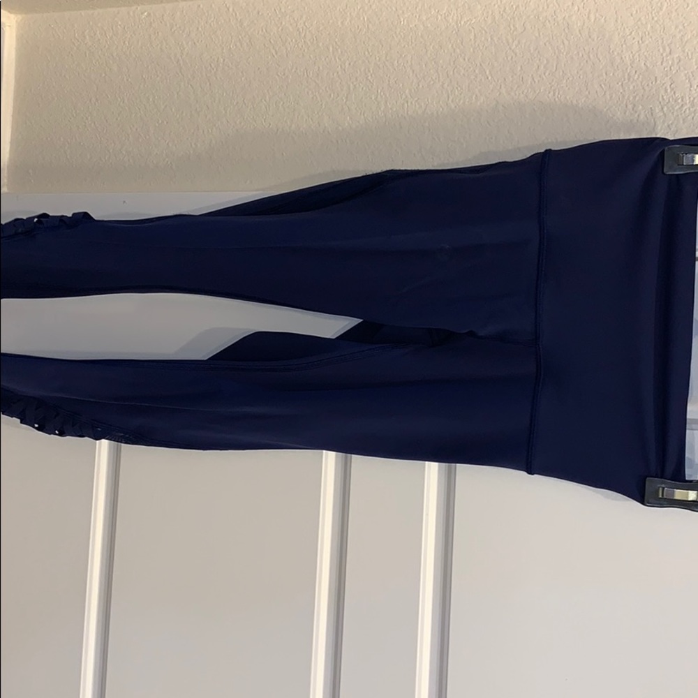 Lulu workout pants